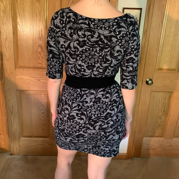 Myán cotton lace print dress w/ pockets, sz Small - Picture 3 of 3